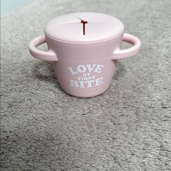 Pink Bella Tunno Silicone Snack Cup with Handles - Picture 1 of 2